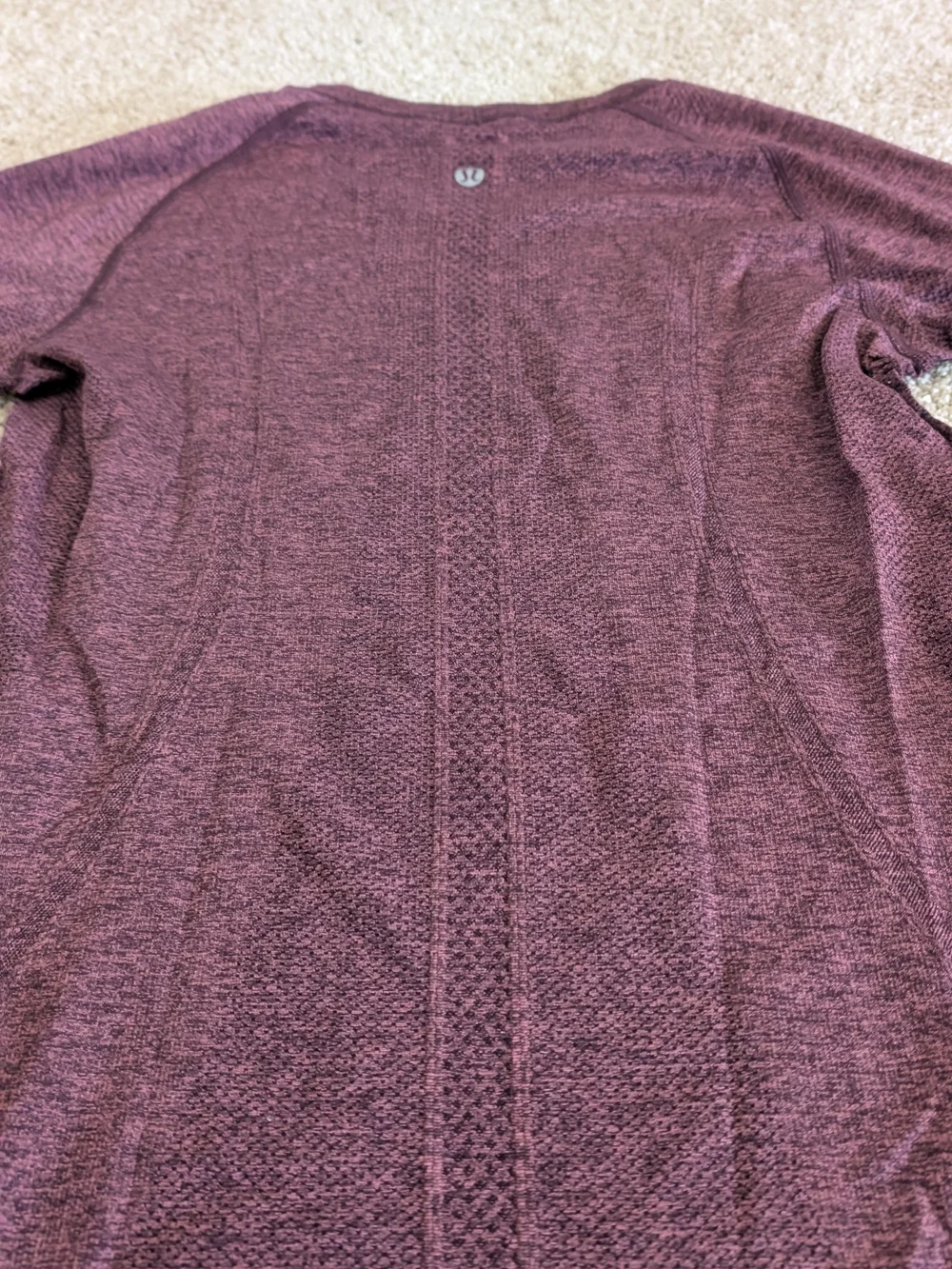 Lululemon Swiftly Tech Long Sleeve - Picture 9 of 9